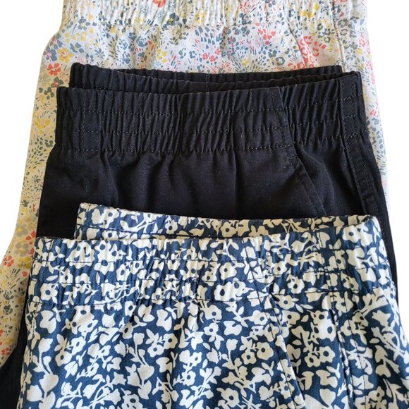 Lands End Pull On Shorts Womens Lot Of 3 Floral Black 14P Cotton Mid Rise - Picture 2 of 14
